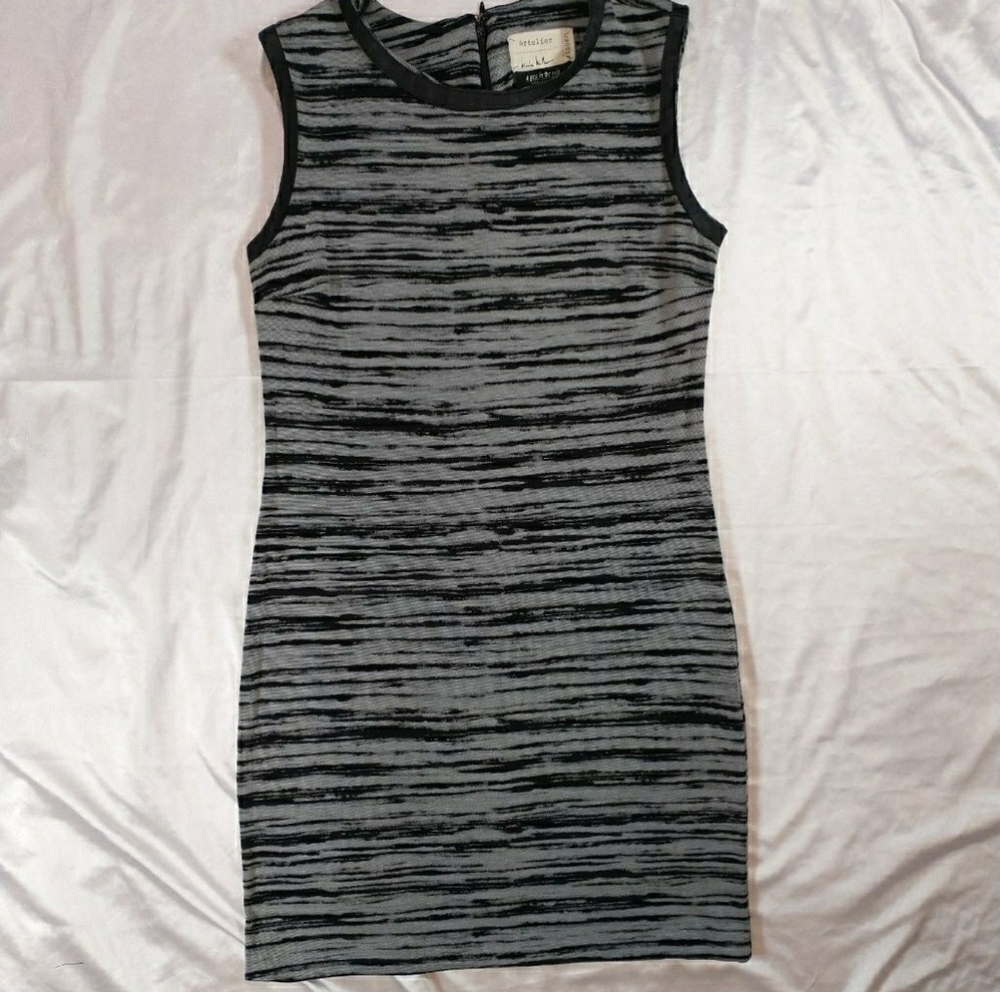 Nicole miller maternity dress